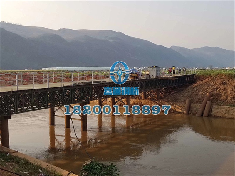 云南紅河州彌蒙鐵路竹園界51米長、6米寬鋼橋